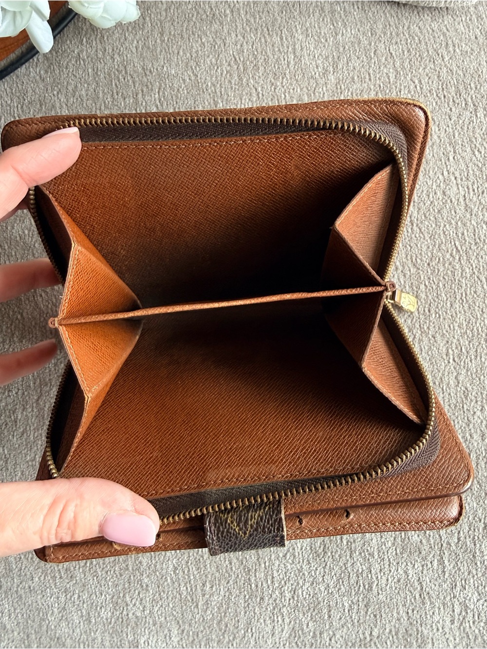 Louis Vuitton Monogram Canvas Brown Passport Wallet Authentic - Picture 11 of 14
